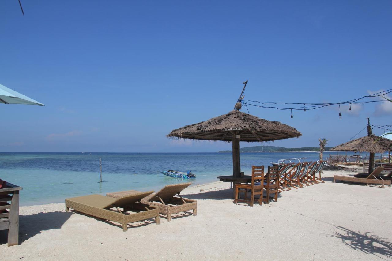 Ostello Lucky'S Gili Air Esterno foto