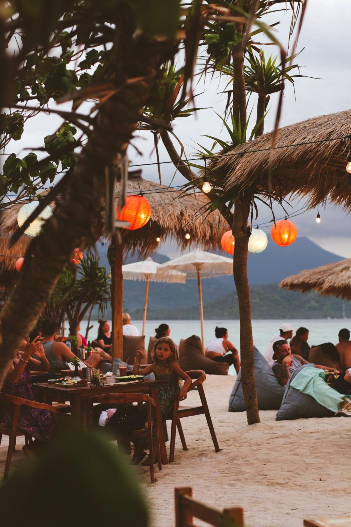 Ostello Lucky'S Gili Air Esterno foto